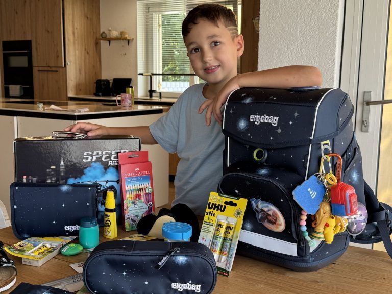 "Wir haben die Preise verglichen" – eine Familie zeigt, was der Schulstart in Vorarlberg kostet