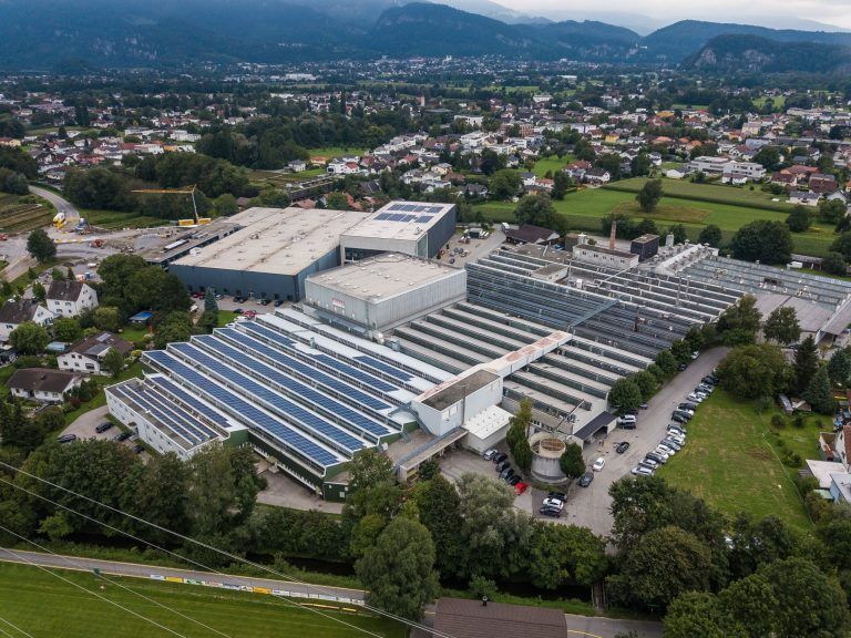 Umzug nach Mäder: Welche Besonderheit Wolford und Arula verbindet