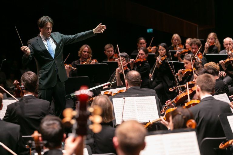 Zwischen großen Sinfonien und neuen Klängen
