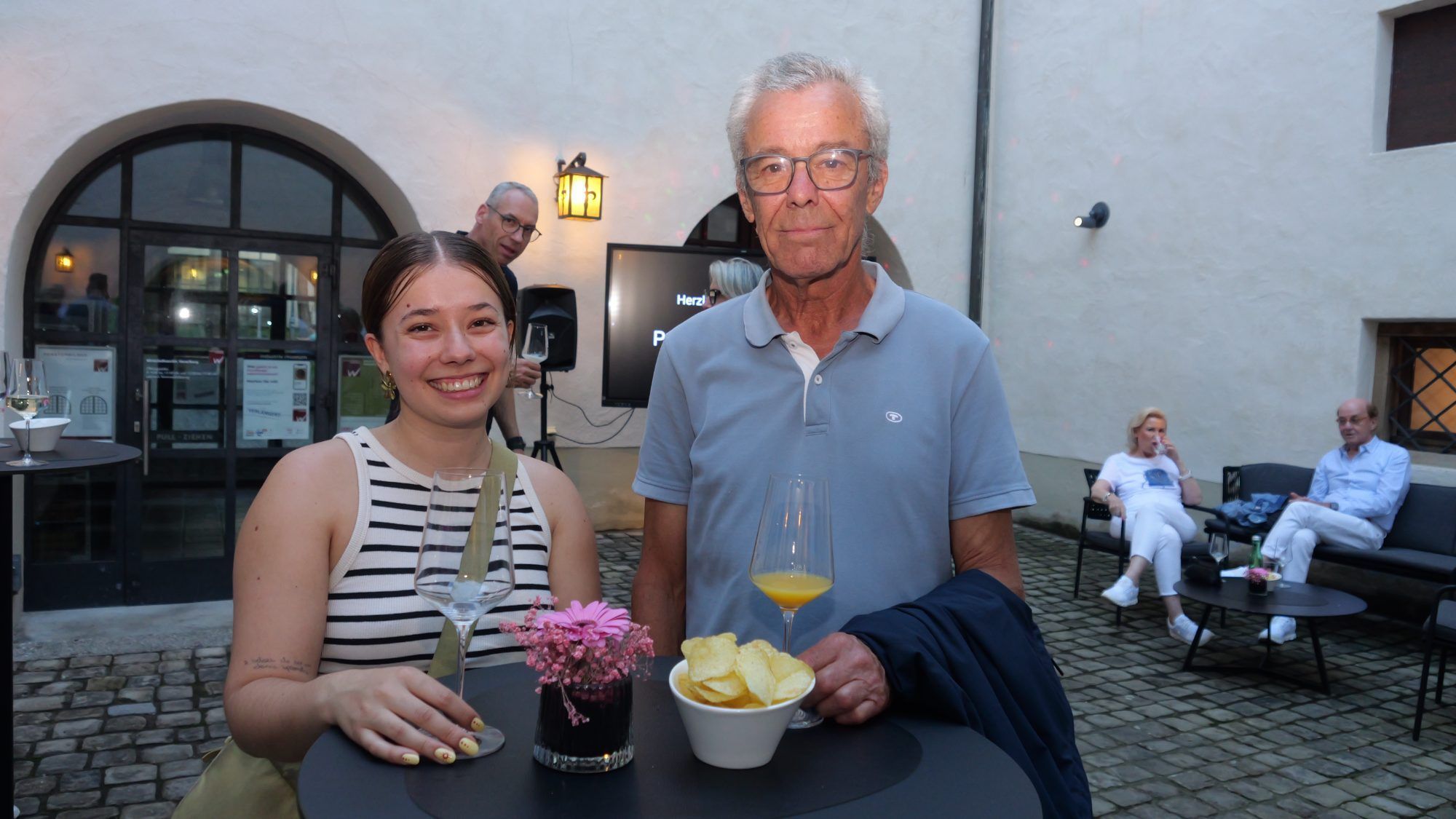 Teilnehmende in jedem Alter: Evelyn Dünser und Richard Mangeng,