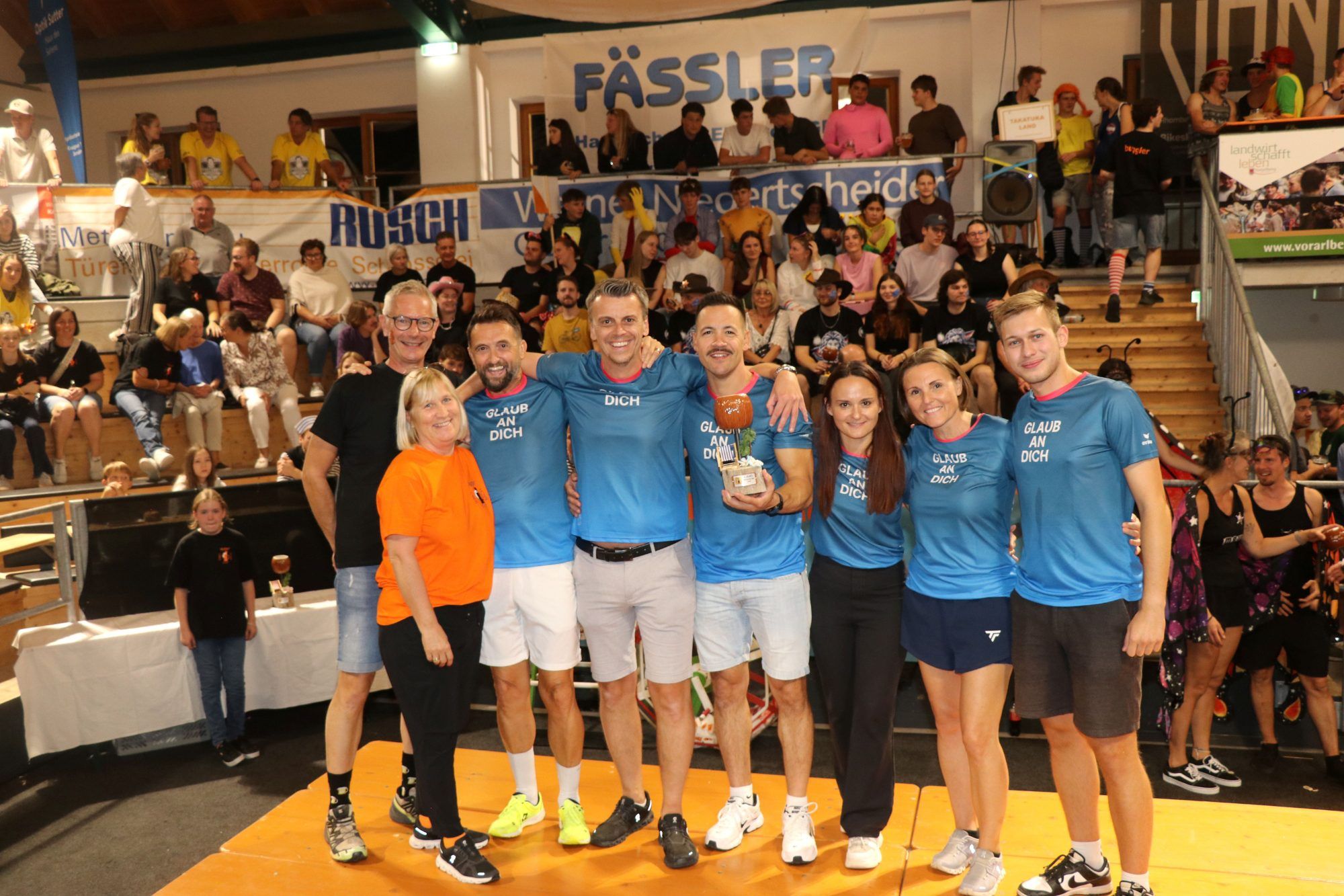 Das T-Shirt Motto half, das Team der Spaßkasse holte sich den Vizemeistertitel.