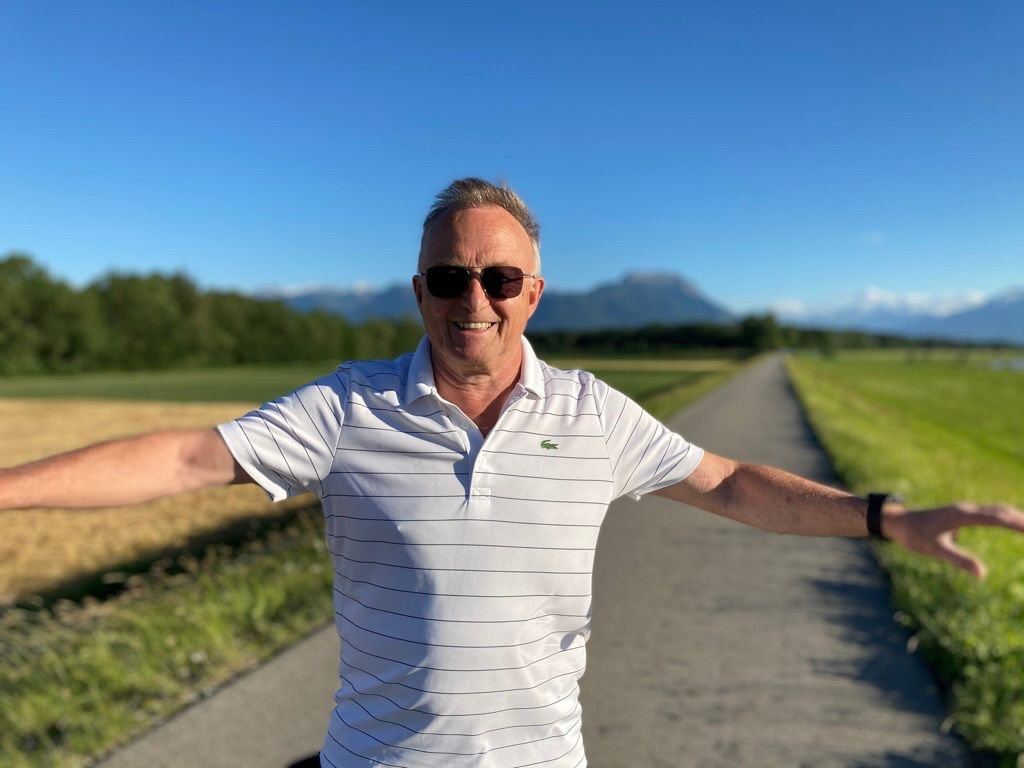 Willi liebte das Reisen mit seiner Familie in die verschiedensten Ecken der Welt – aber auch in seiner Heimat Vorarlberg war er gern sportlich aktiv und engagierte sich vielfältig.