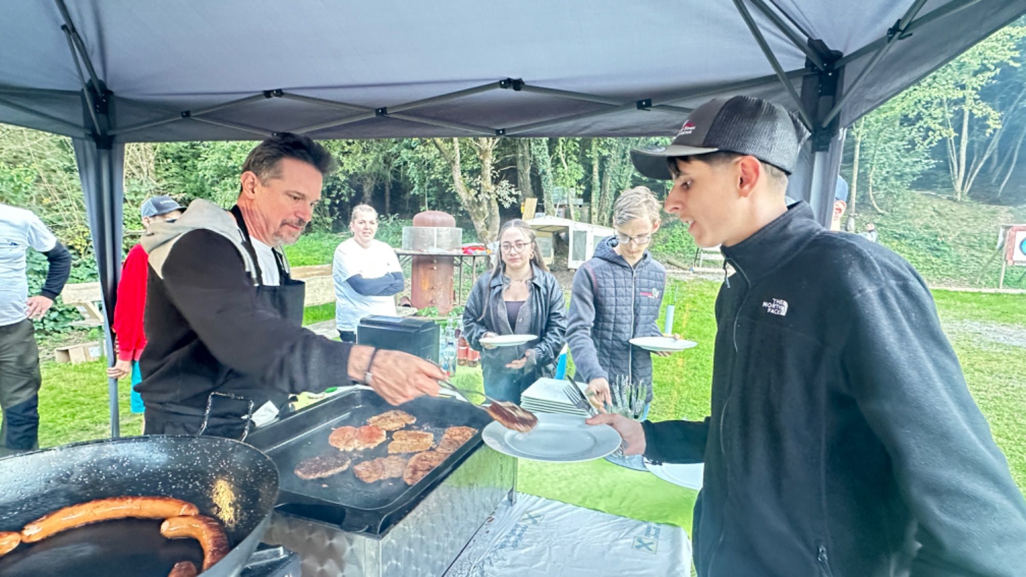 Bogenschießen macht hungrig.