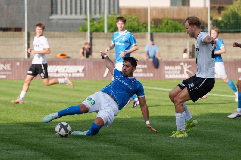 Szenen von den Auswärtssiegen von Hohenems und FC Lustenau. VN-STIPLOVSEK/14