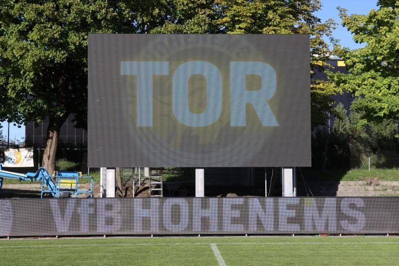 Neue Videowall im Stadion Herrenried. VN-TK/11, Rest Privat/16