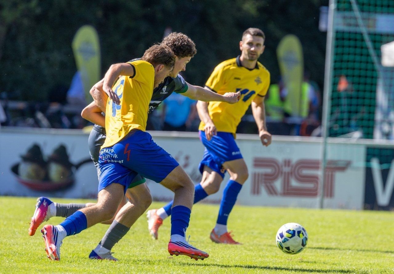 Szenen vom Spiel Wolfurt vs St. Johann. VN-PAULITSCH/10