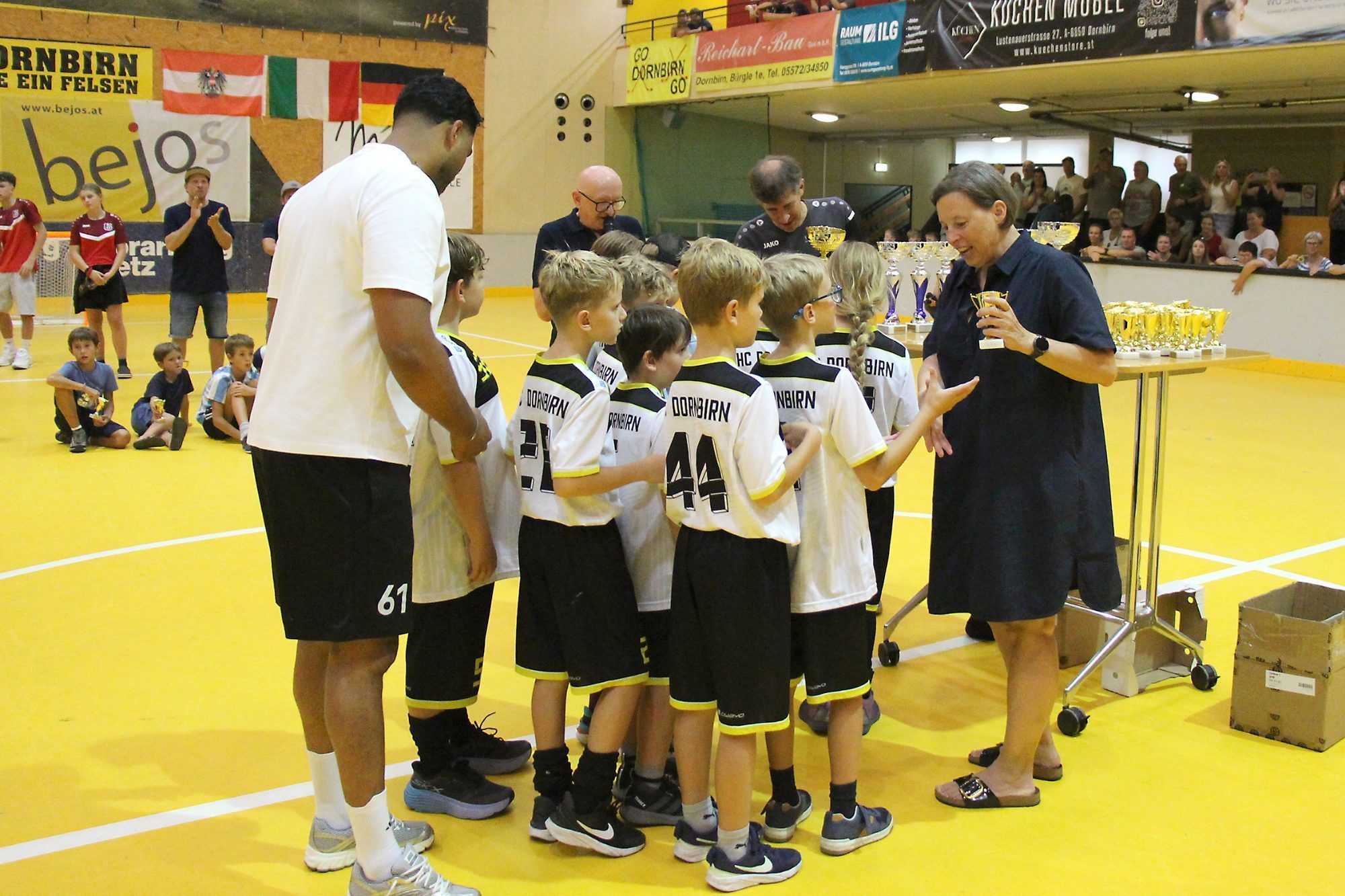 Weitere Impressionen vom internationalen Jugendturnier des RHC Dornbirn. 