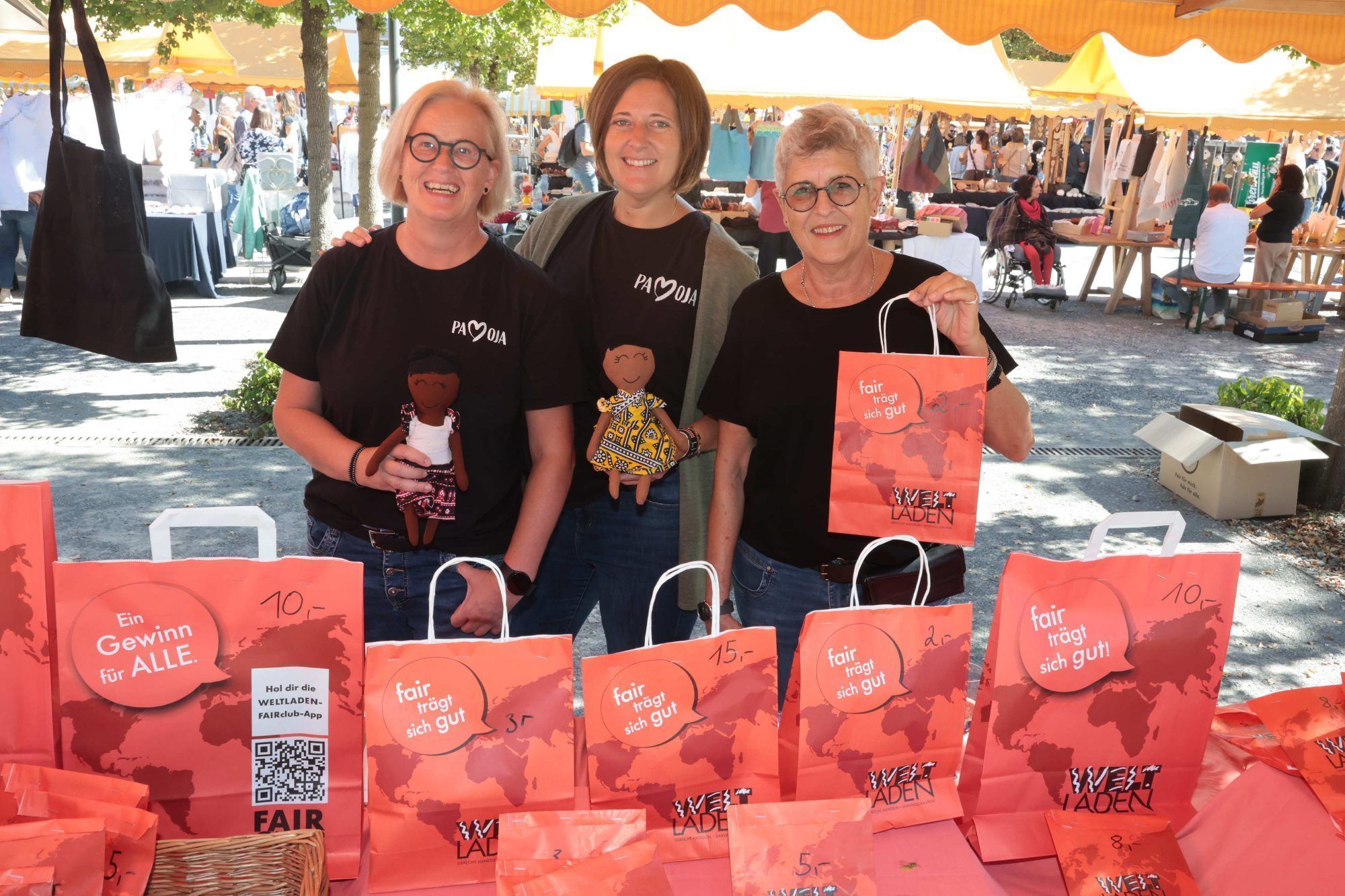 Sandra Fischer, Lisi Nzai und Iris Barthel vom 