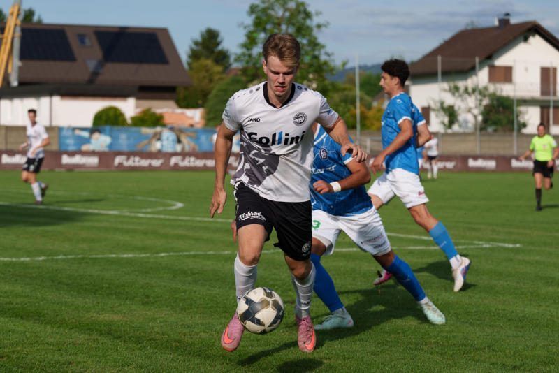 Szenen von den Auswärtssiegen von Hohenems und FC Lustenau. VN-STIPLOVSEK/14