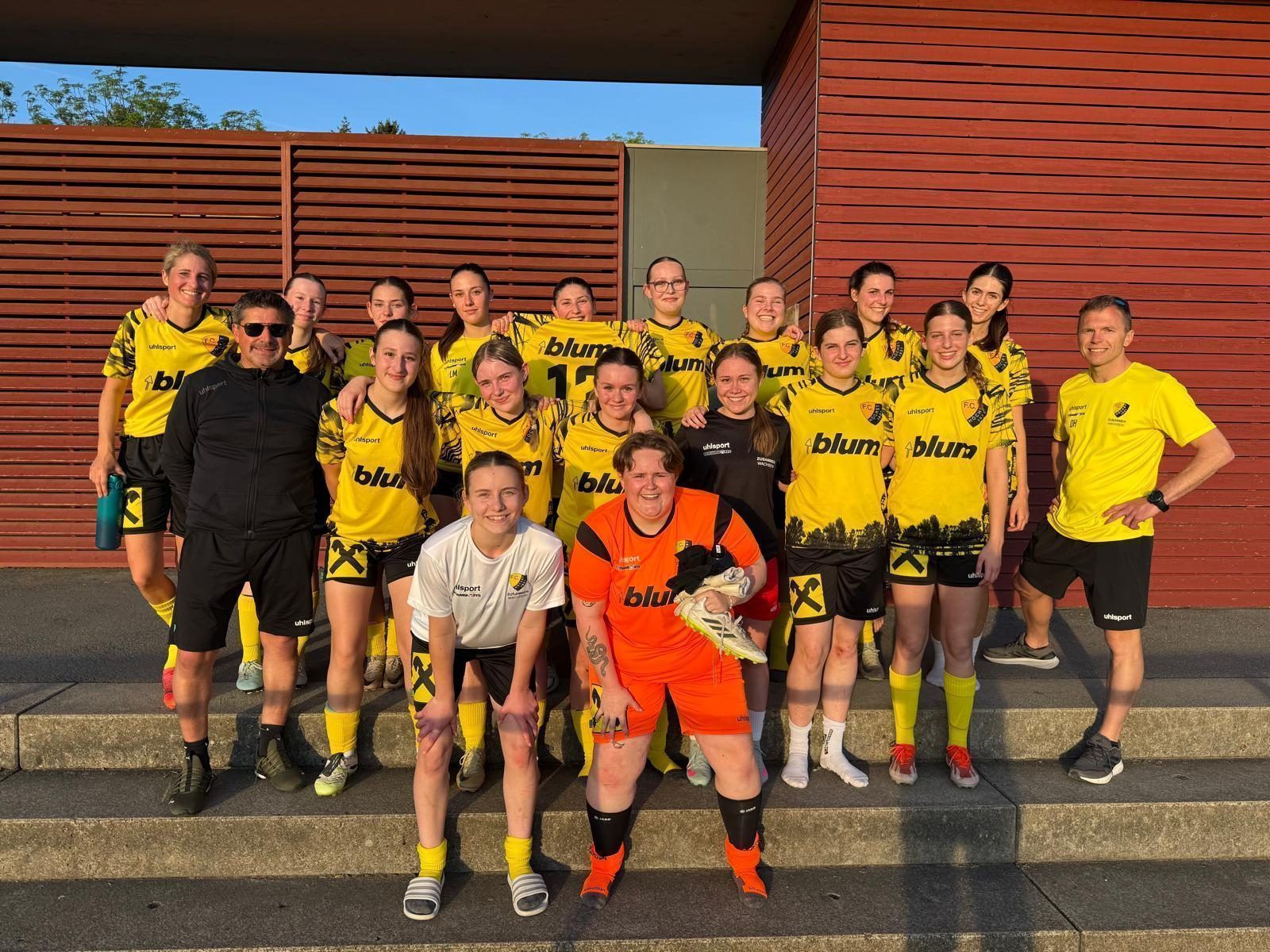 Mit großer Vorfreude gehen die Höchster Fußballerinnen die Herausforderung Vorarlbergliga an.