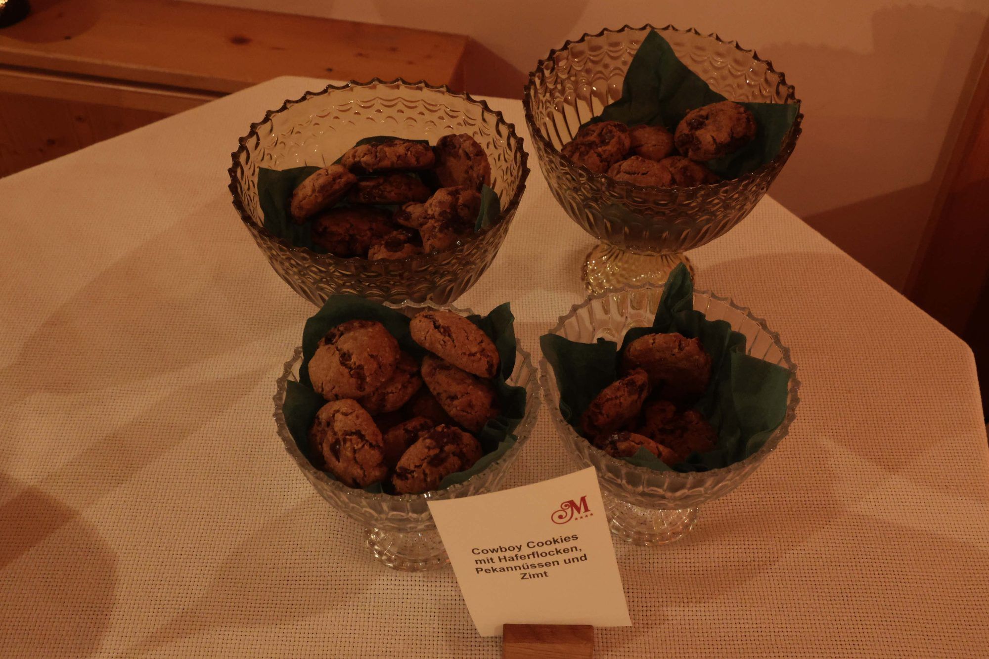 Auch mit Cookies wurden die Gäst:innen verwöhnt.