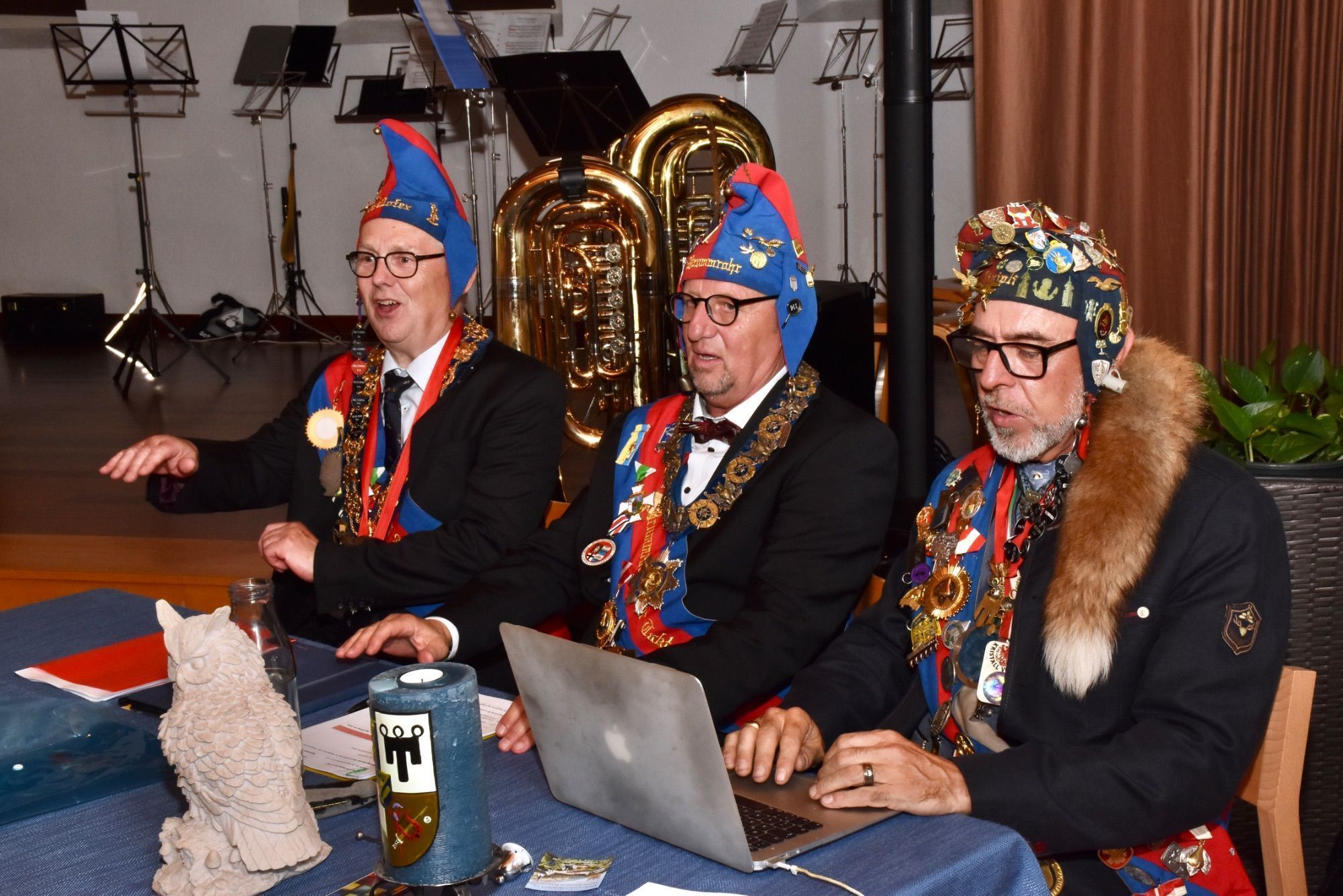 Musici-Sippung der Schlaraffia Veltcuria im Wyberhus der Propstei St. Gerold