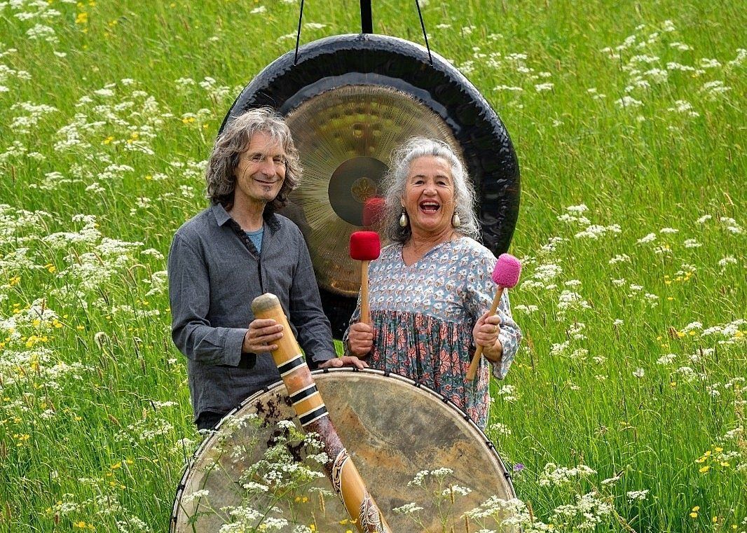 Karin Amann und Hubert Sandner freuen sich auf ein besonderes Konzerterlebnis, zu dem sie am 23. September ins Haus der Begegnung einladen.