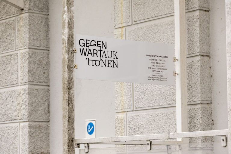 Vorarlberger Kunst kommt in Hard unter den Hammer