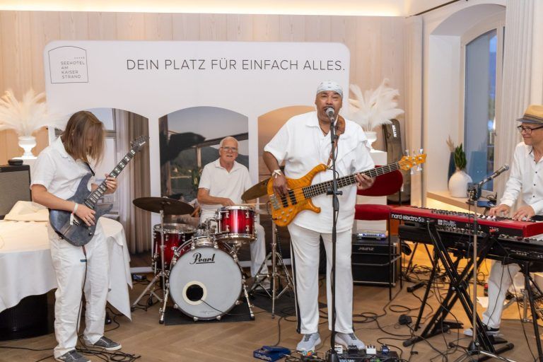 Ein Abend ganz in Weiß im Seehotel am Kaiserstrand
