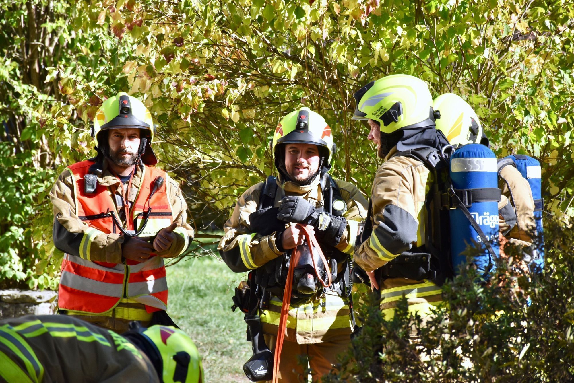 Vorführungen der Feuerwehr, Feuerwehr-Minigolf-Parcours und Blick ins Feuerwehrhaus Gantschier.