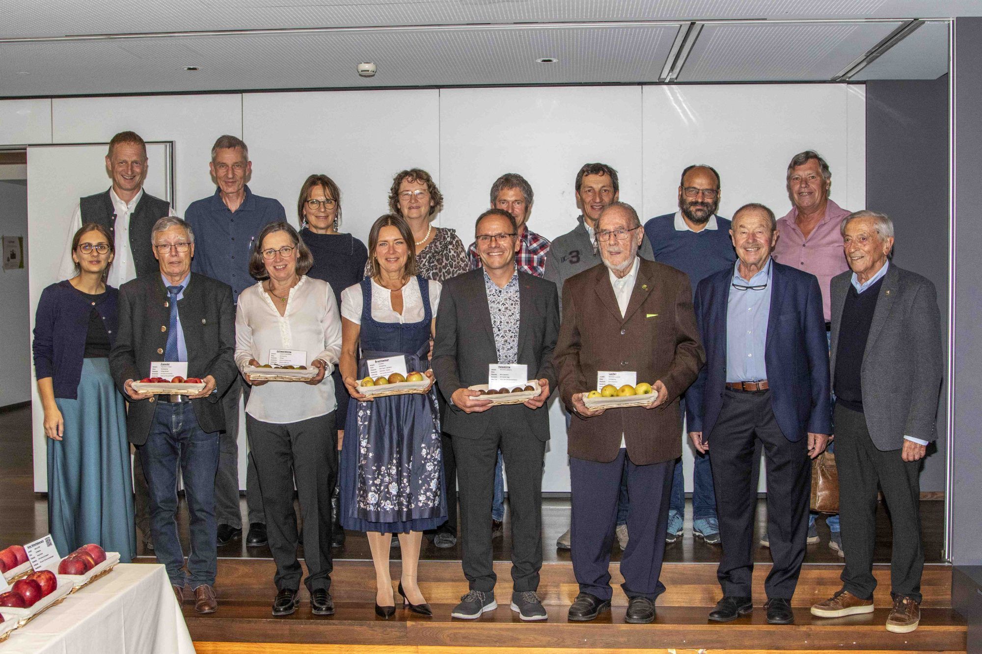 Alle Funktionäre vom Jubilar Vorarlberger Baumfachverband. PRIVAT