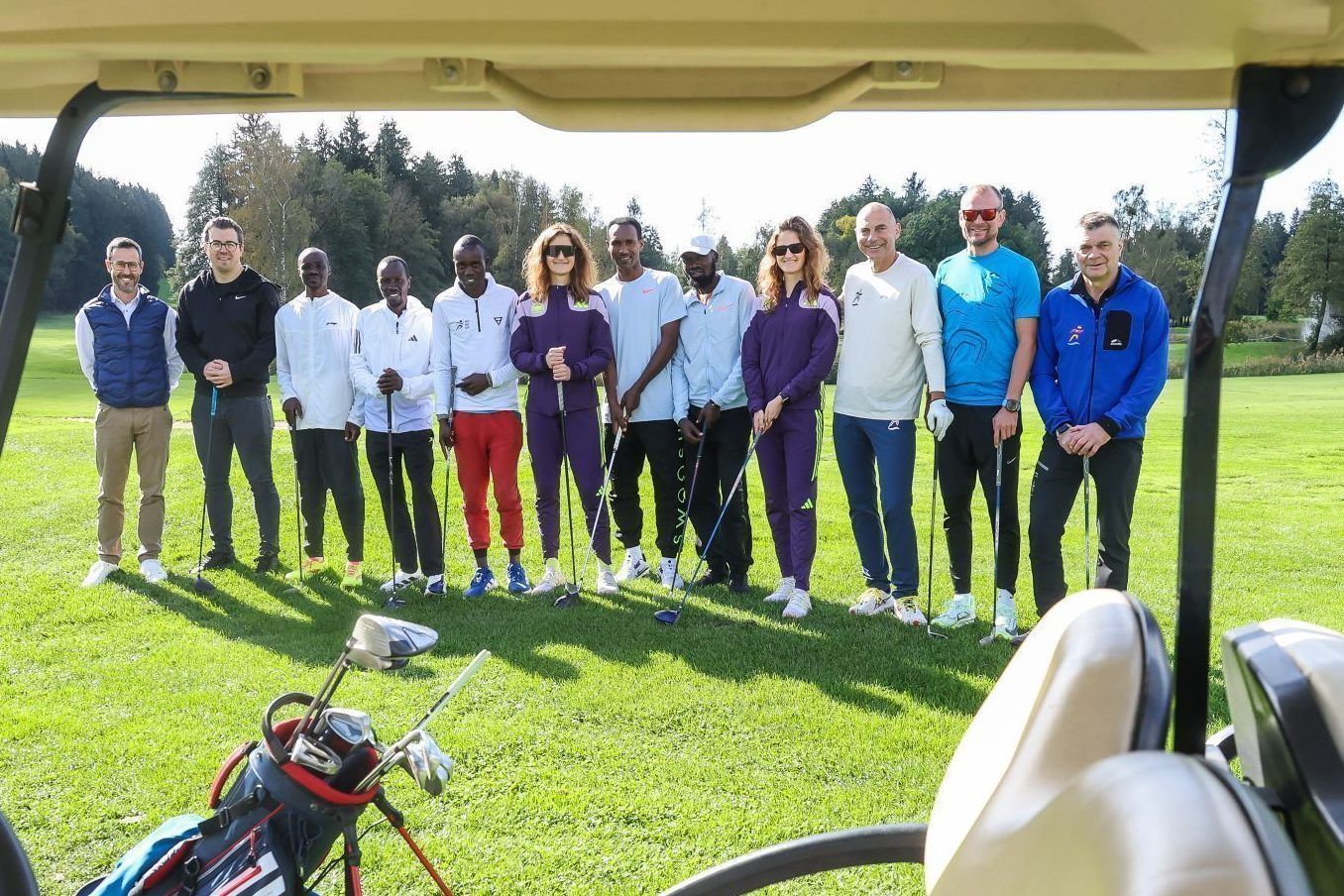 Marathon-Stars machten auch auf dem Golfplatz gute Figur