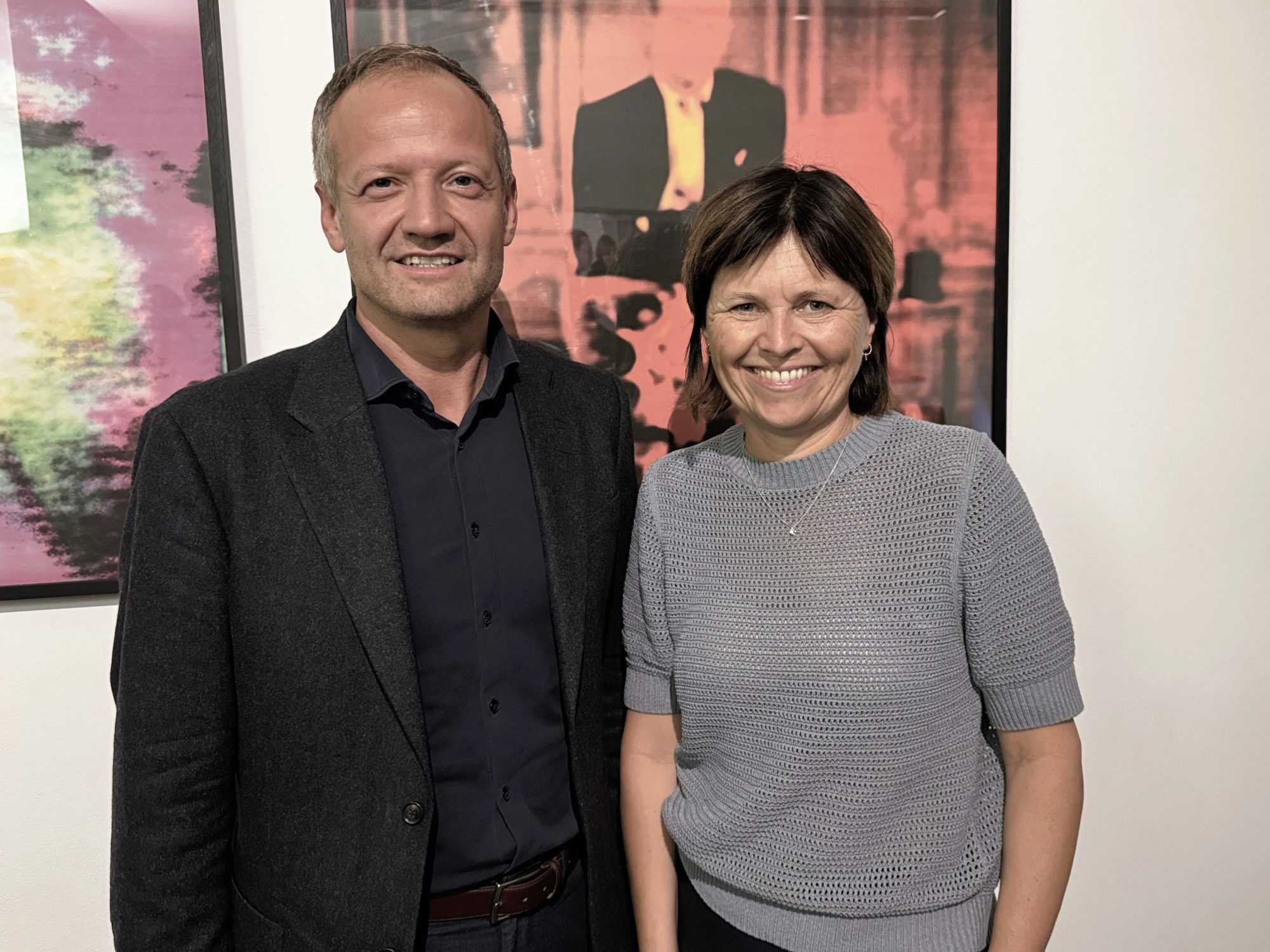 Norbert Lenz (HTL-Dornbirn) mit Sabine Karg (Studio 17).
