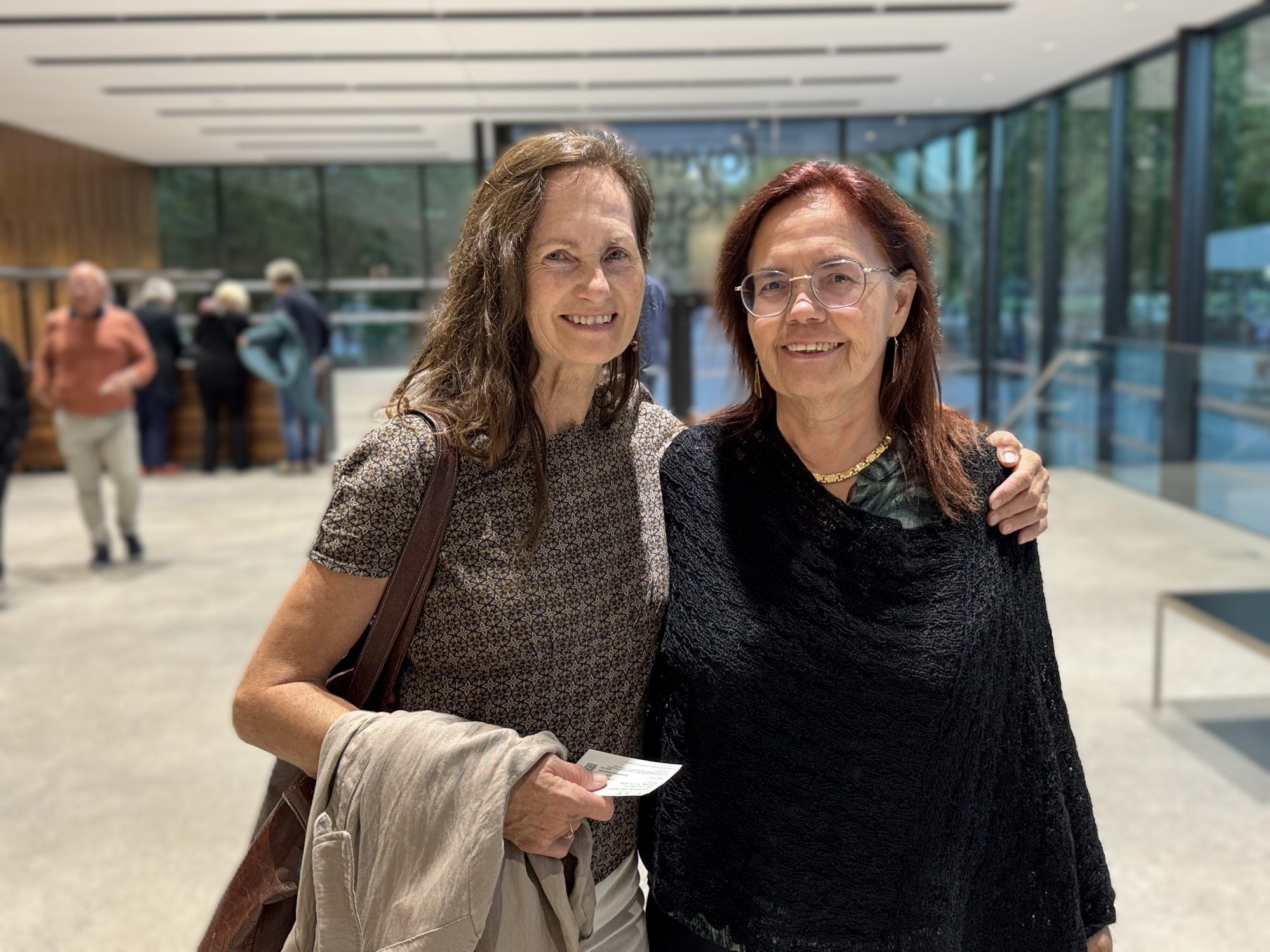 Angelika Felder und Elisabeth Bitschnau.