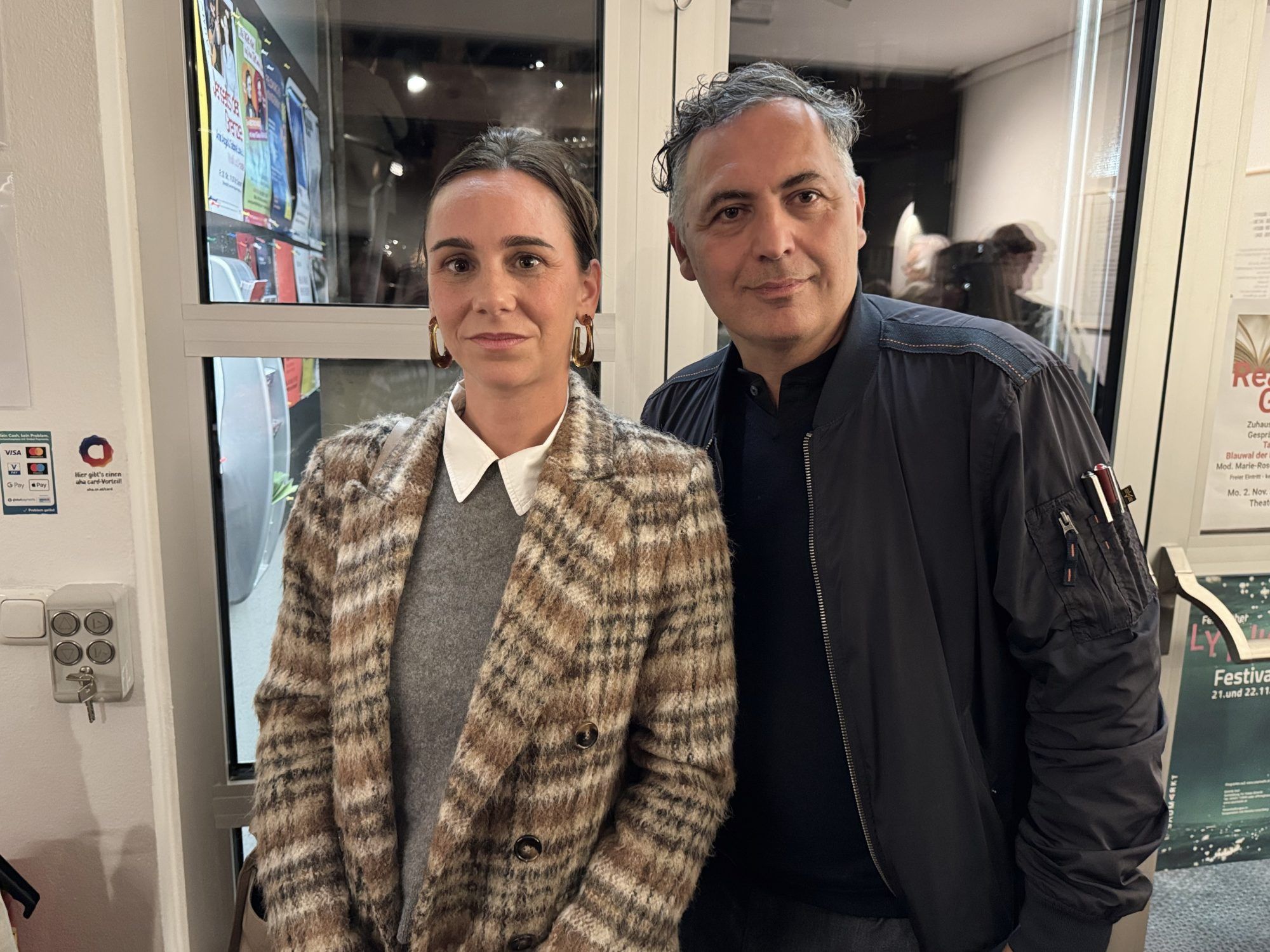Kulturamtsleiterin Claudia Voit und Landestheater-Intendant Ali M. Abdullah.