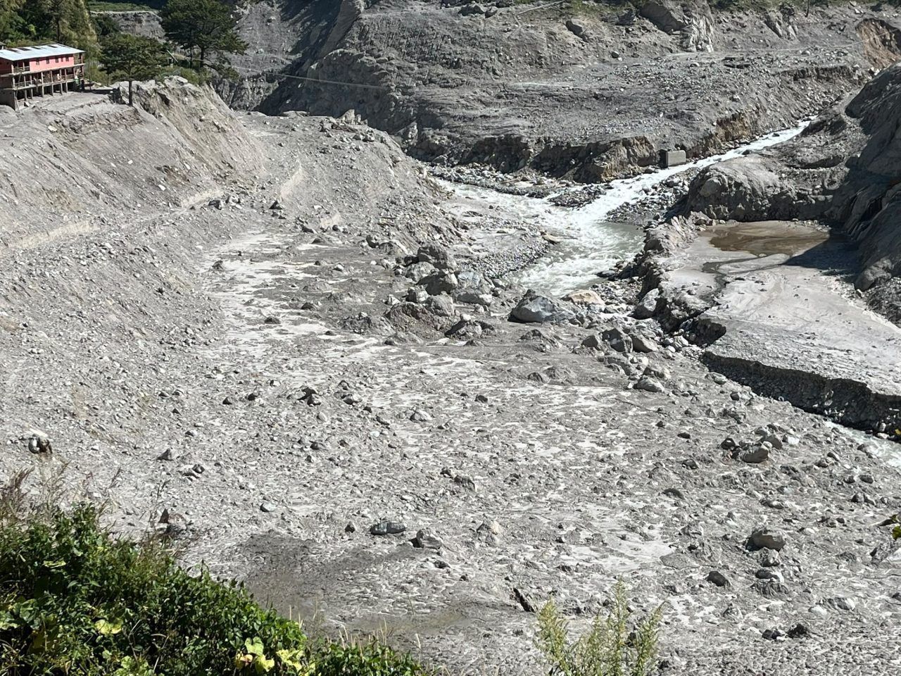 Vorarlberger Bergsteigerlegende im Katastrophengebiet: „Diese Zerstörung macht mich traurig“