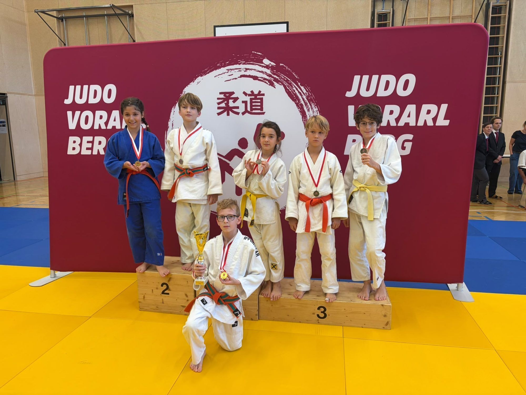 Mit 25 Medaillen sichern sich Dornbirns Judoka den ersten Platz bei den Landesmeisterschaften.