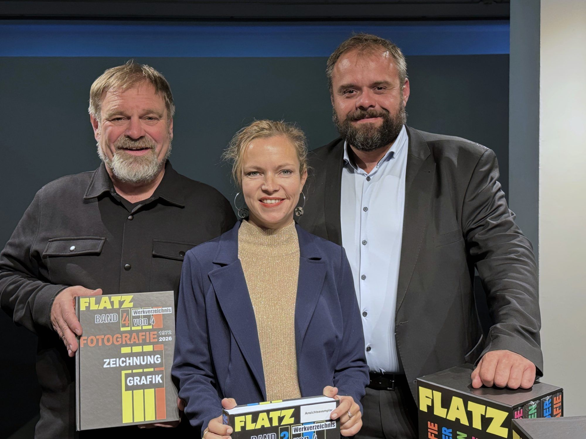Kulturabteilungsleiterin Christiane Zaunmair mit Bürgermeister Markus Fäßler und Kulturstadtrat Valentin Sottopietra.