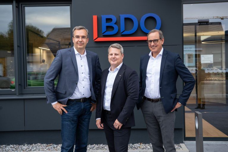 Steuerberatung, Digitalisierung und Wohnungen unter einem Dach