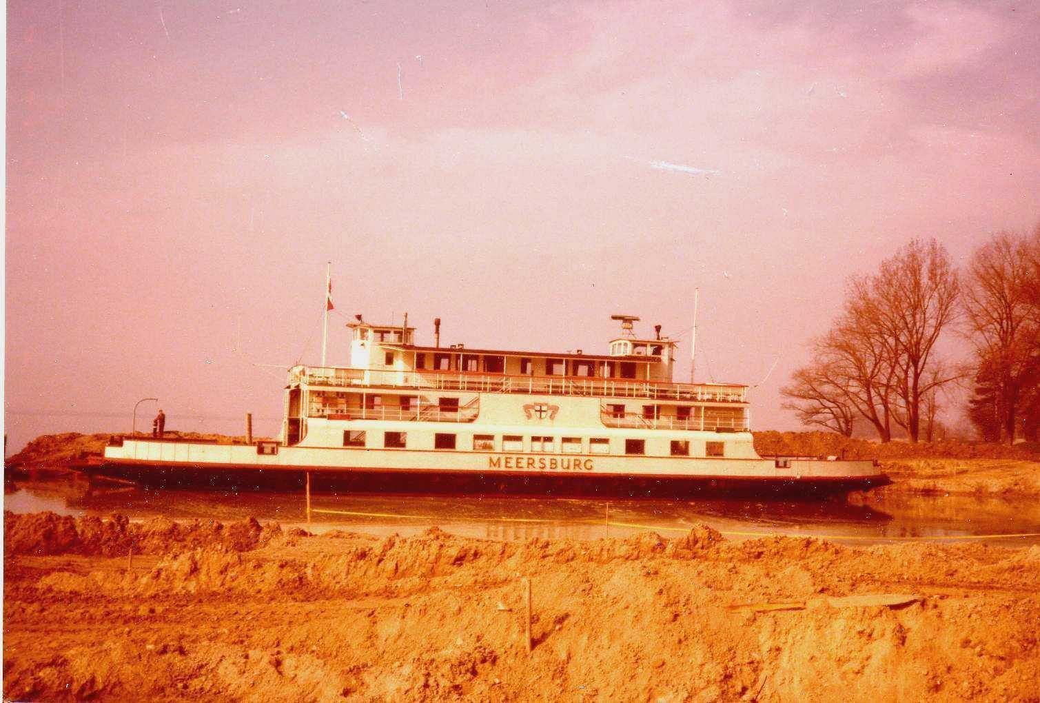 Impressionen mit Geschichte rund um den Hafen Lochau