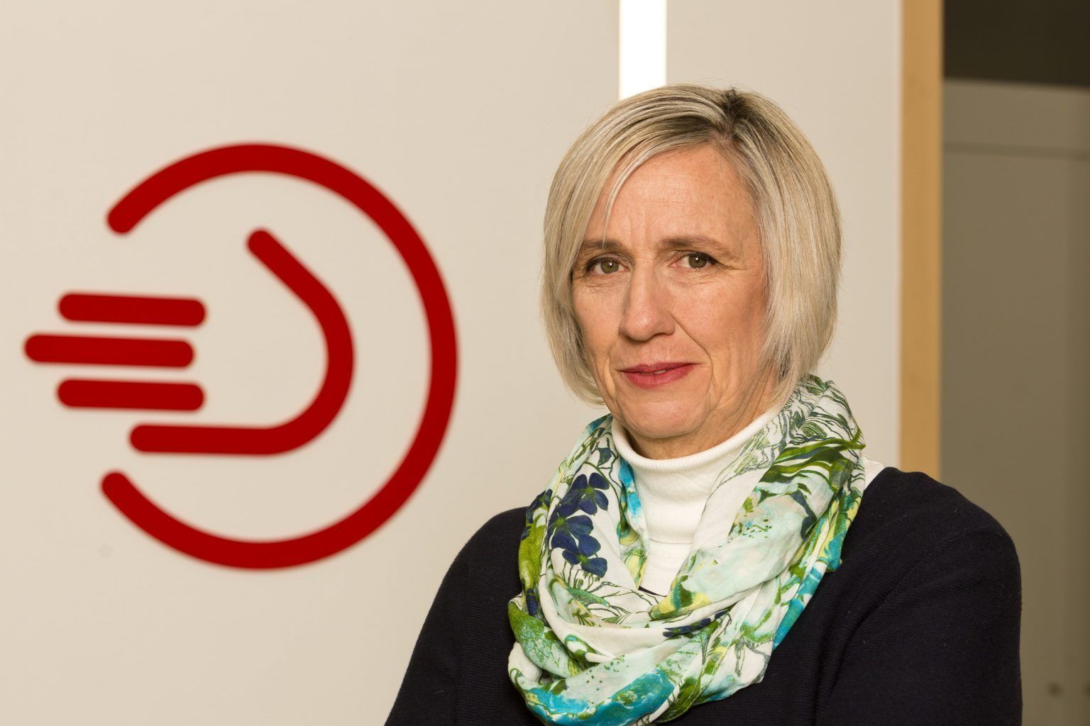 Martina Gasser spricht über den Frieden im eigenen Haus.