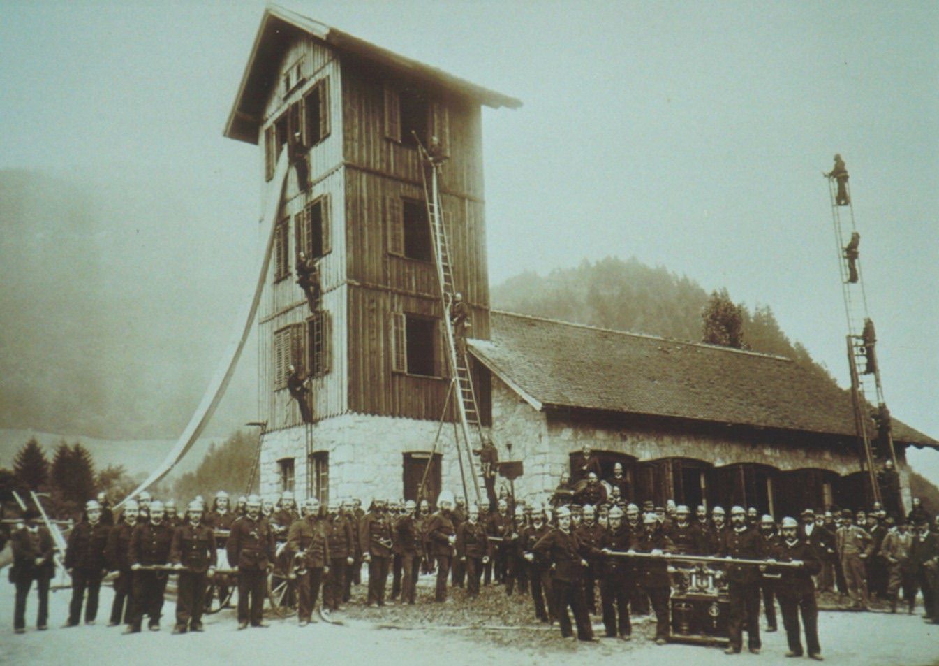 Spritzenhaus der Feuerwehr Bludenz im Jahr 1883.