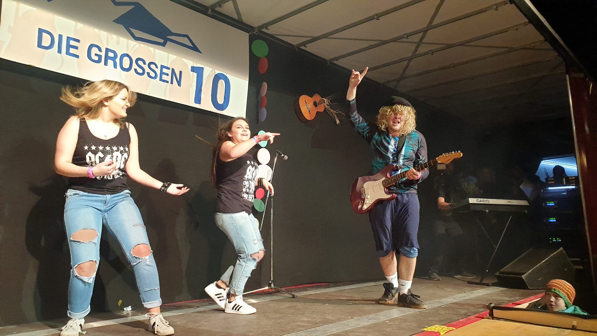 Mit durchdachten Front- & Danceact´s wird dem Publikum bei den Grossen-10 gehörig eingeheizt.