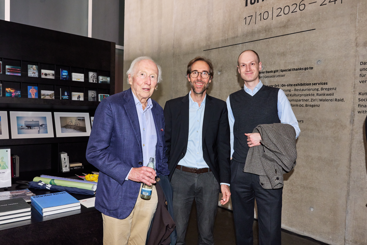 Volles Haus bei Ausstellungseröffnung im Kunsthaus Bregenz