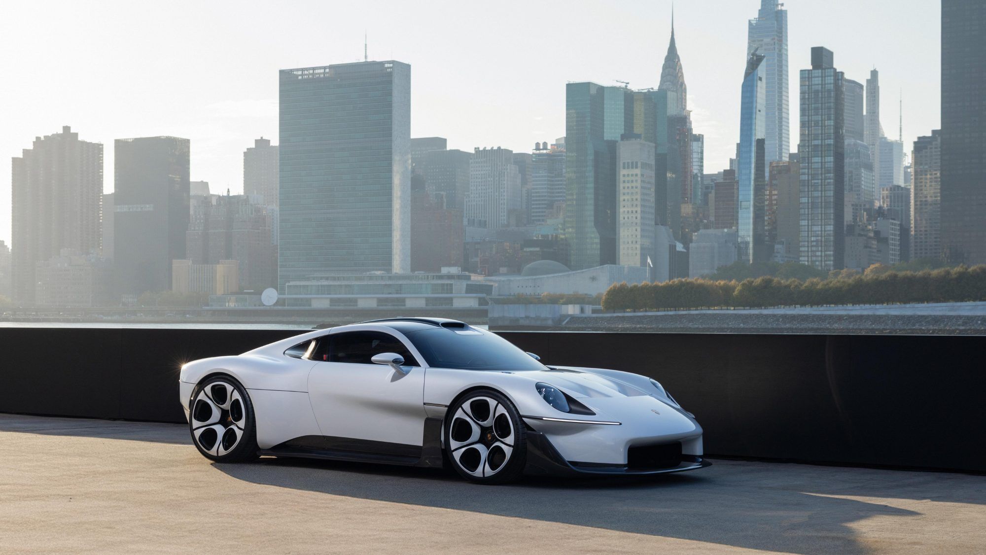 Porsche präsentierte den Mission S vor wenigen Tagen in der nordamerikanischen Millionenstadt New York.