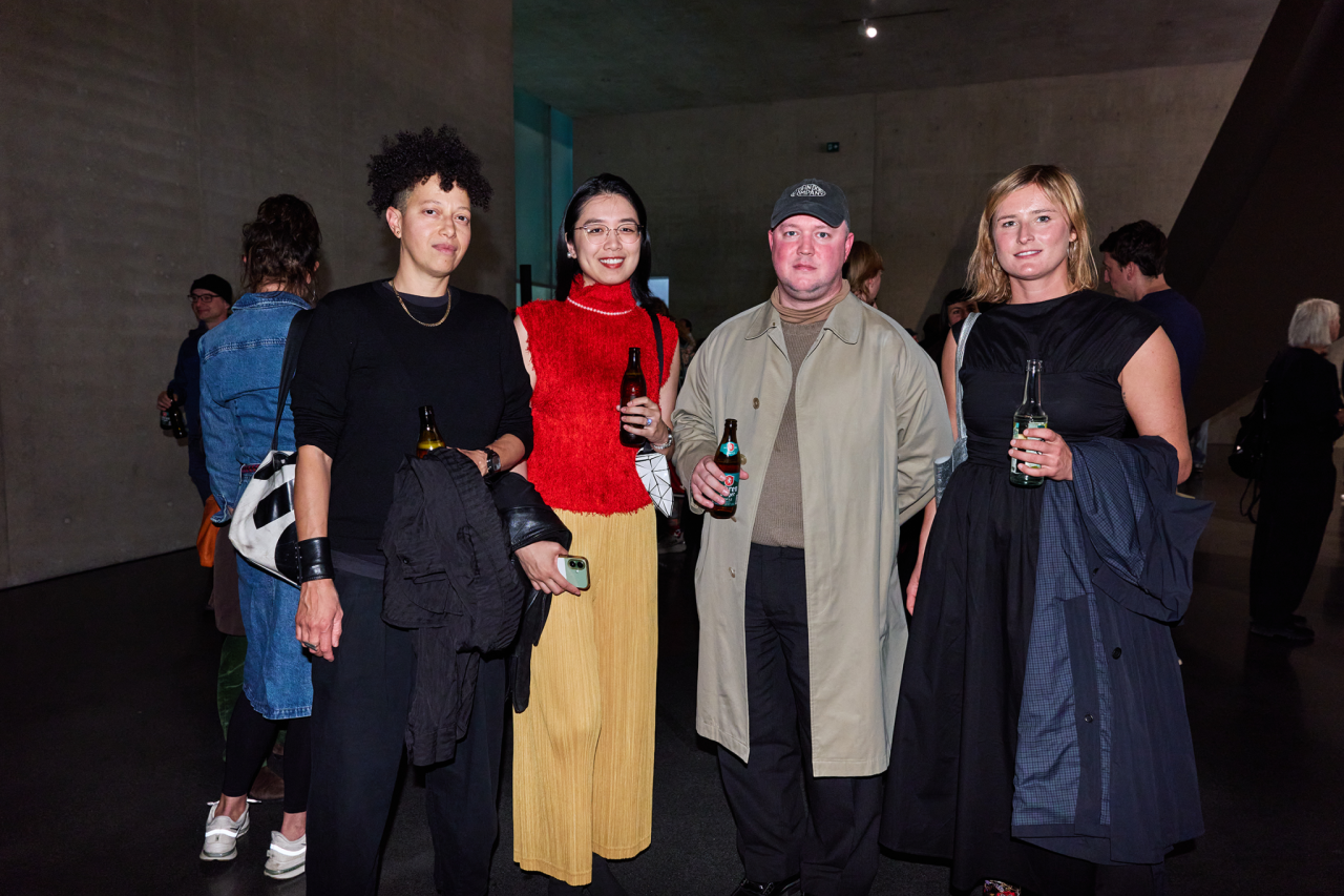 Volles Haus bei Ausstellungseröffnung im Kunsthaus Bregenz