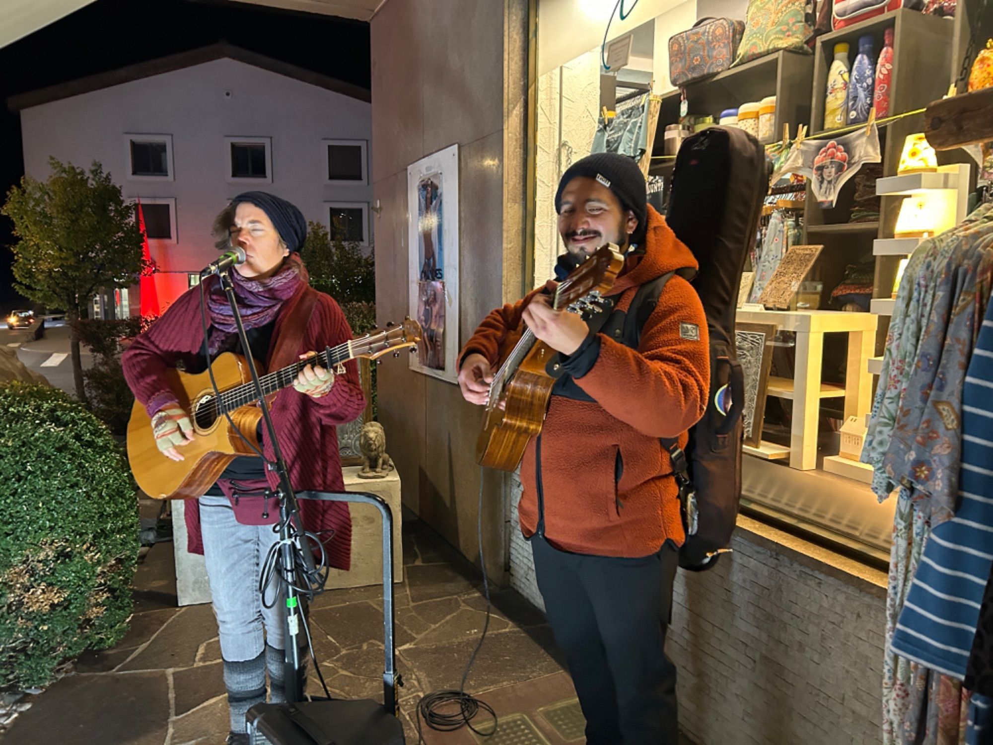 Impressionen der Kunst-& Einkaufsnacht in Schruns