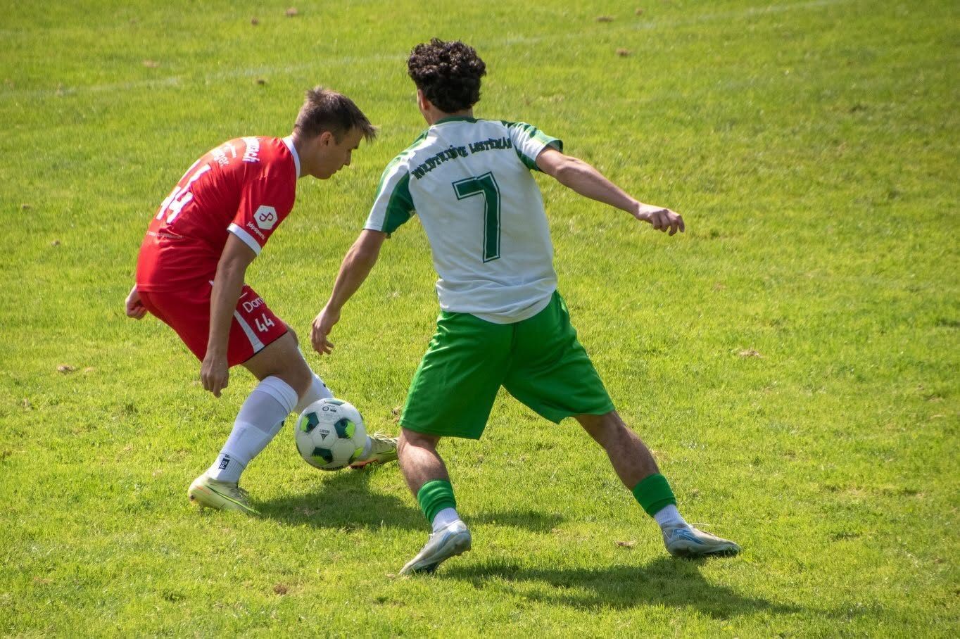 Symbolbild Schwere Verletzung eines Schwarzach Spielers. VEREIN FC SCHWARZACH