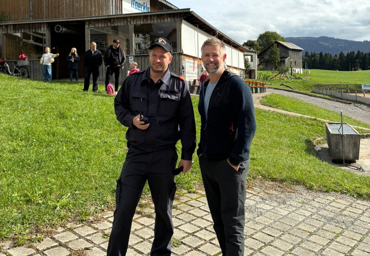 Bürgermeister Thomas Konrad und Kommandant Lukas Schwarz.
