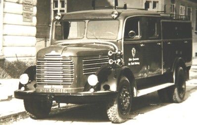 Tanklöschfahrzeug Steyr 380 aus dem Jahr 1955.
