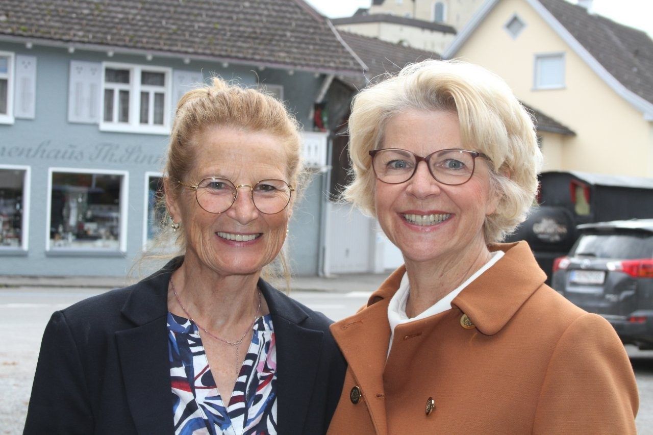 Elfi Allgäuer (r.) und Annette Stemmer hatten viel Spaß.
