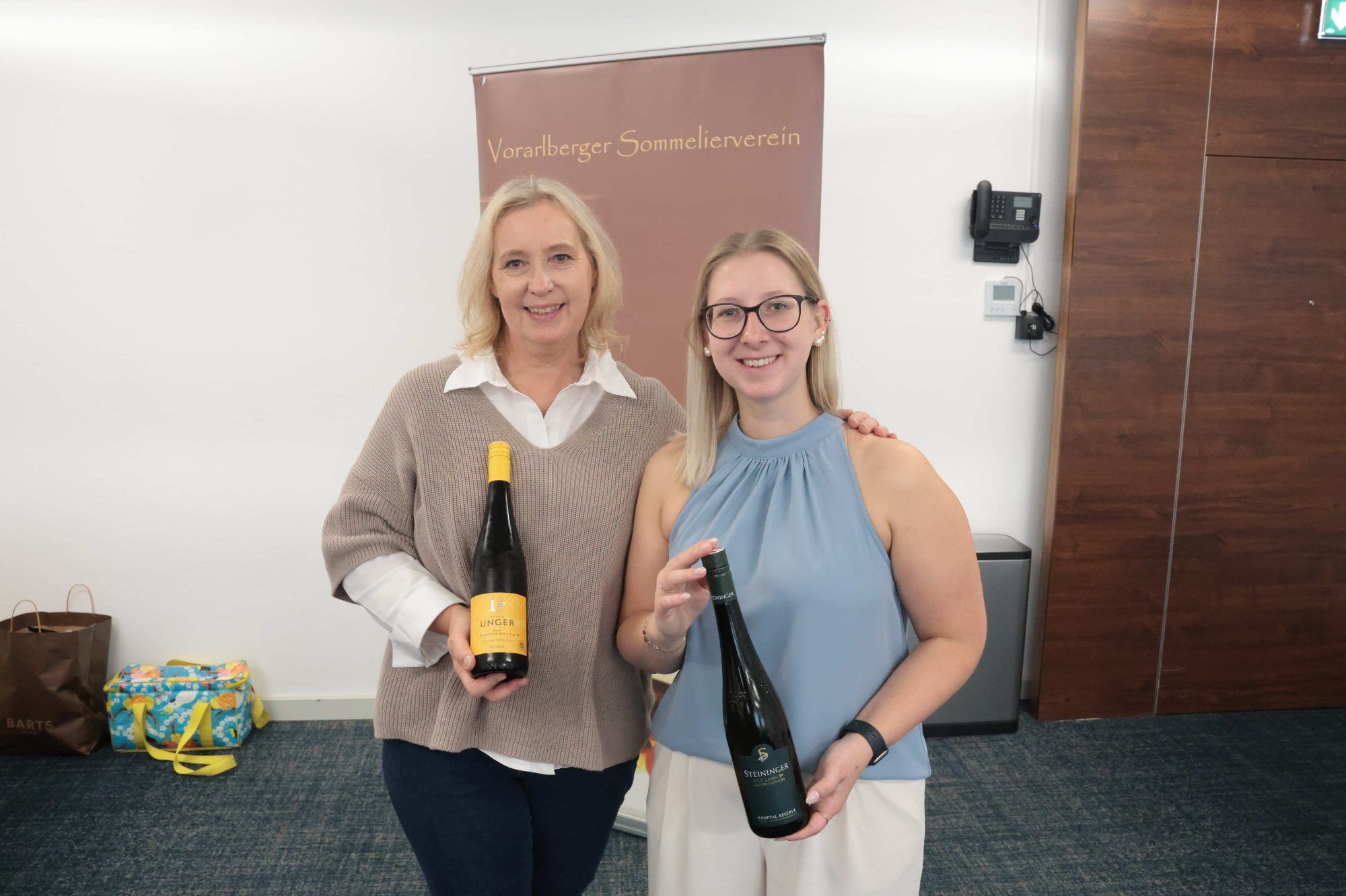 Winzerin Petra Unger und Nicole Loimer vom Weingut Steininger.