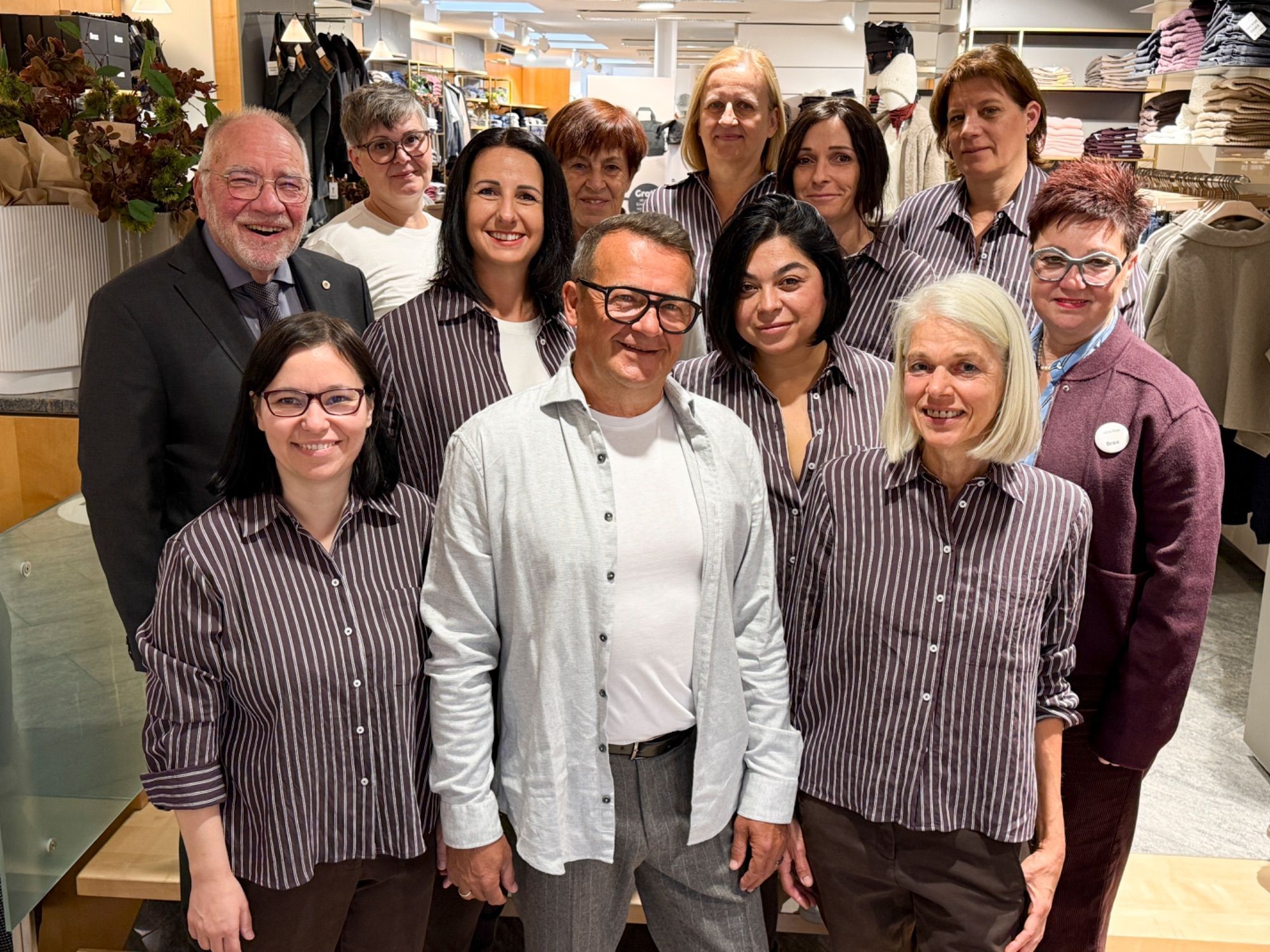 Familie Mayer mit Team lud zu der beliebten Brax Aktionswoche in ihr Modehaus nach Götzis