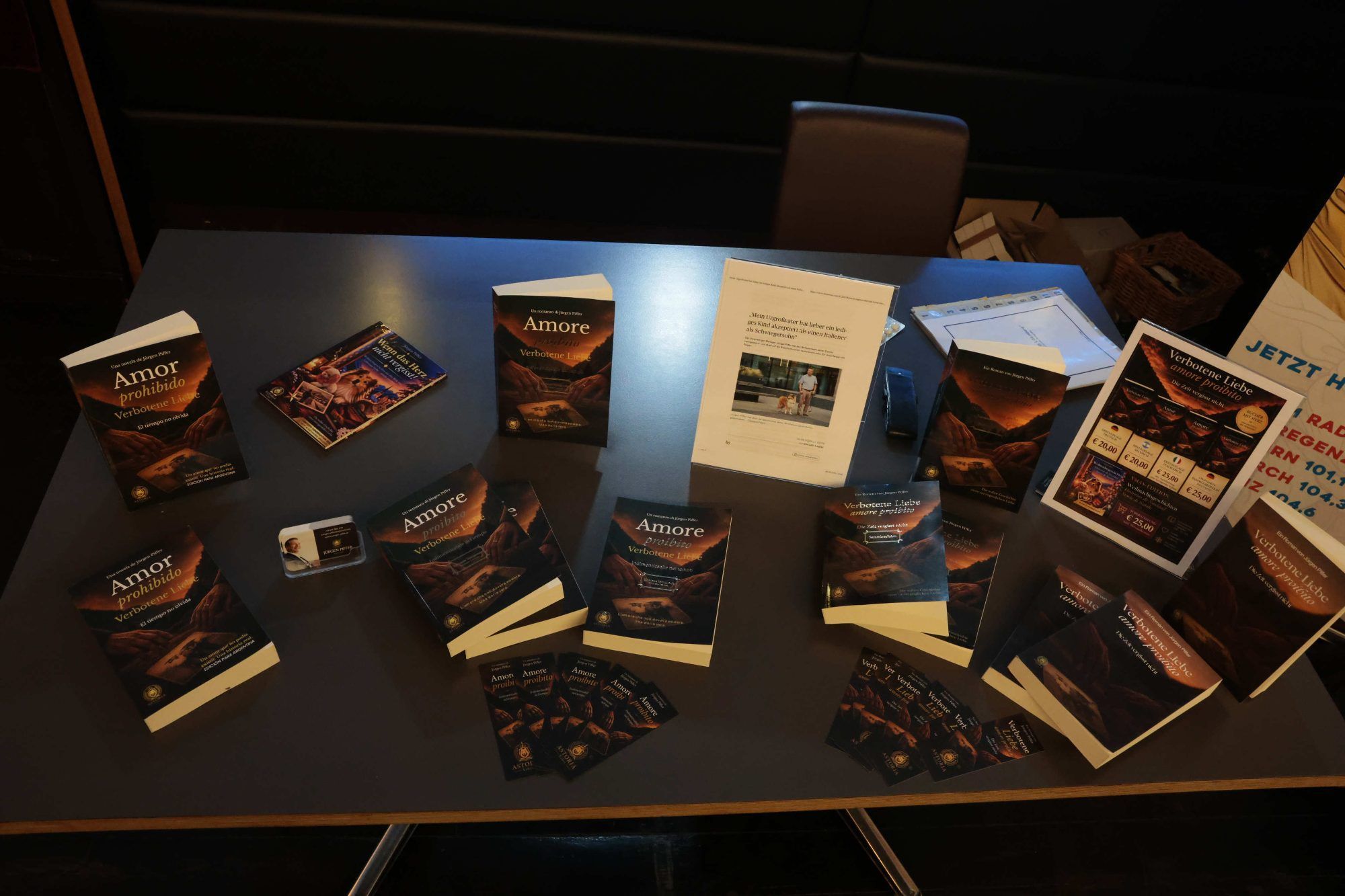 Das Buch wurde/wird in mehrere Sprachen übersetzt.