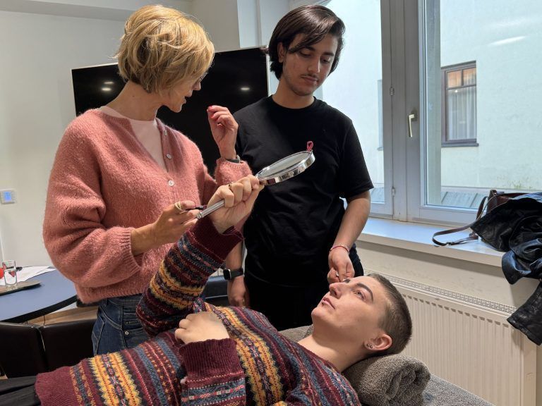 TikTok ist keine steile Vorlage für Schönheit – "Ich wollte schon als Kind Friseurin werden"