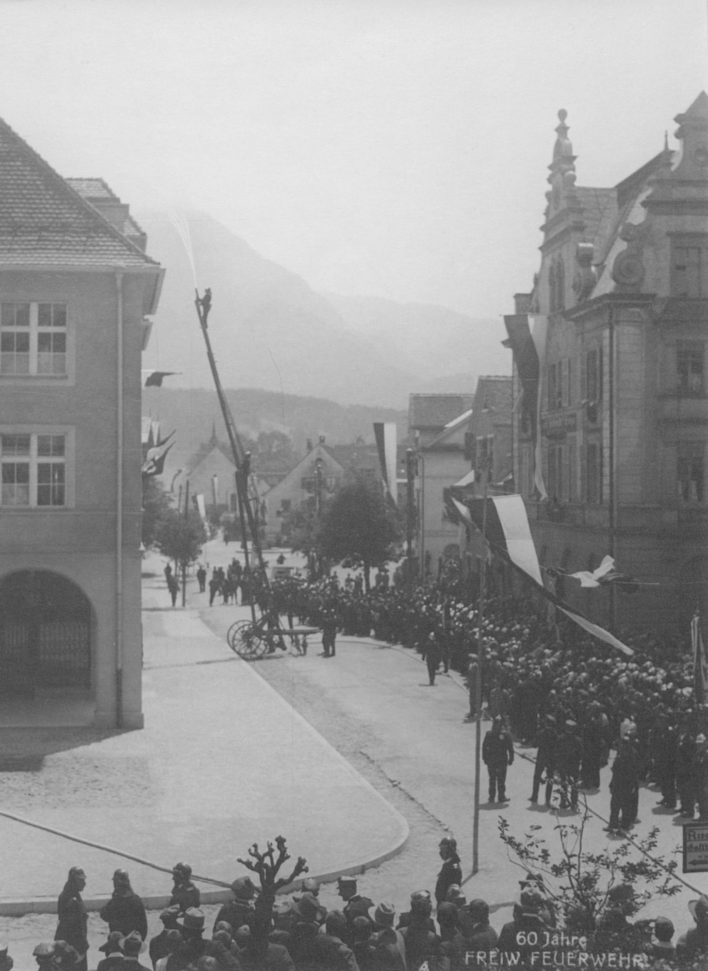 Feuerwehrübung der Feuerwehr Bludenz im Jahr 1929.