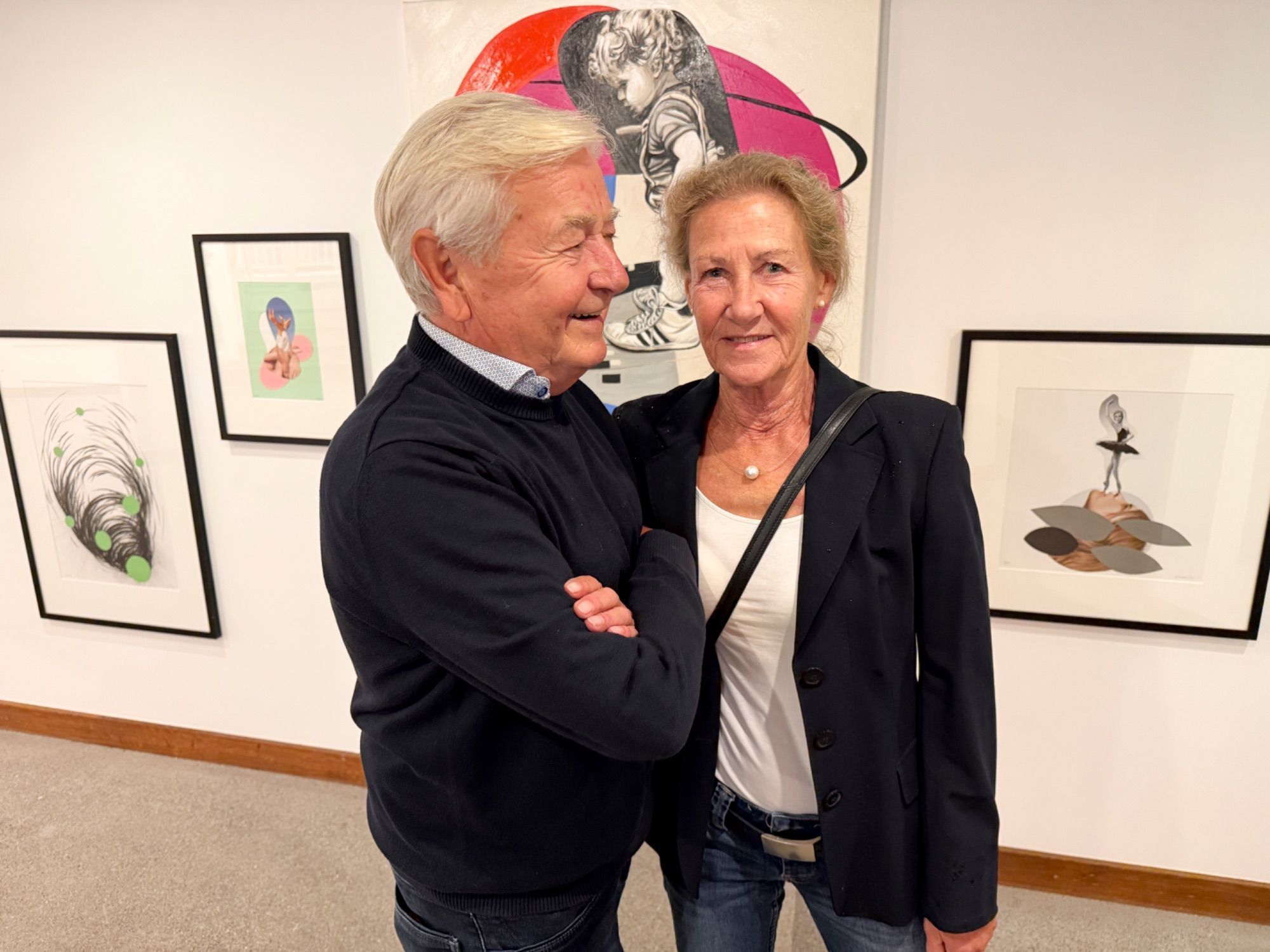 Gerda und Walter Gutmann beim Kunstrundgang