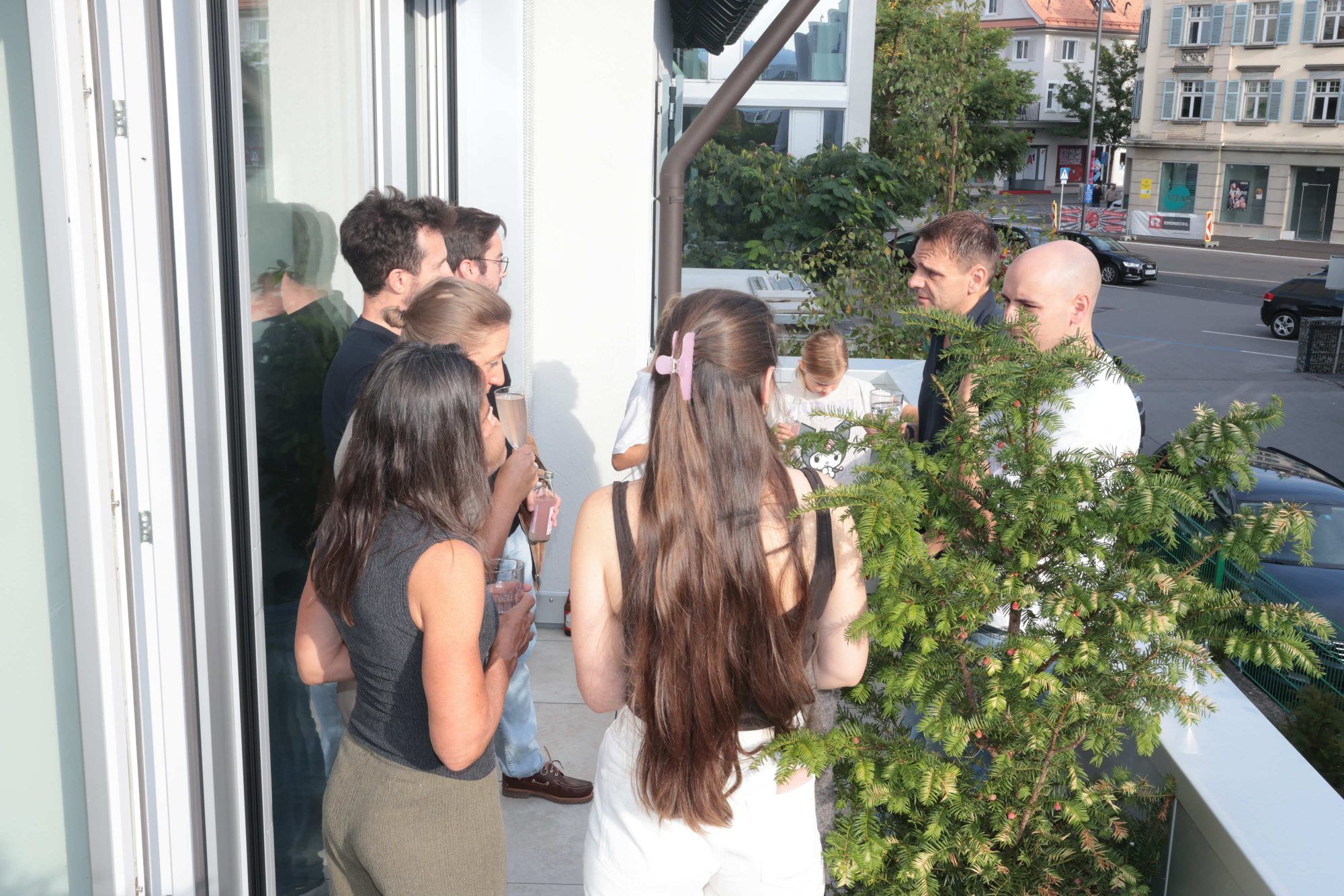Auch über den Balkon sind mehrere Räume miteinander verbunden.