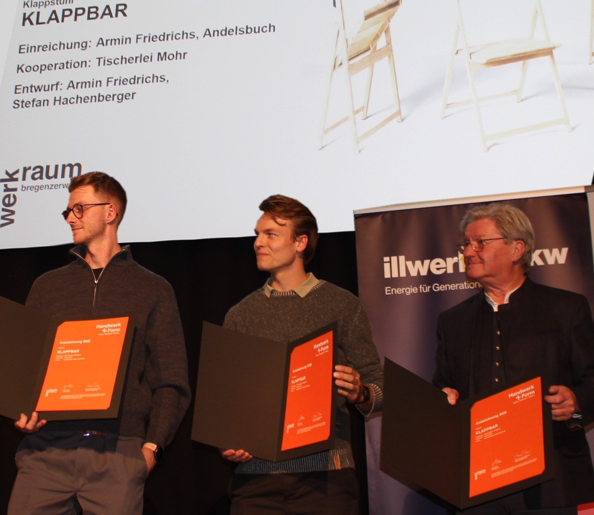 Was bei der Auszeichnung fast aller Einreichungen auffiel: Sie entstanden in Kooperation von zwei oder mehreren Handwerkern oder Designern, bei „Klappbar“ z. B. Armin Friedrich und Stefan Hachenberger mit Anton Mohr, Tischlerein Mohr.