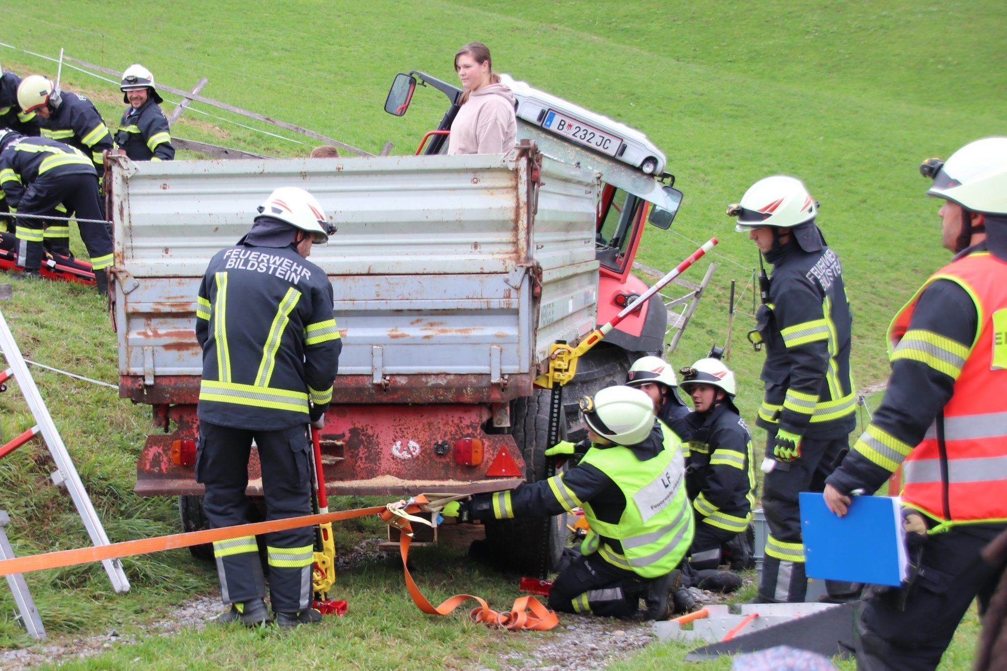 Die Bildsteiner Feuerwehr lud zur spektakulären Abschlussübung.